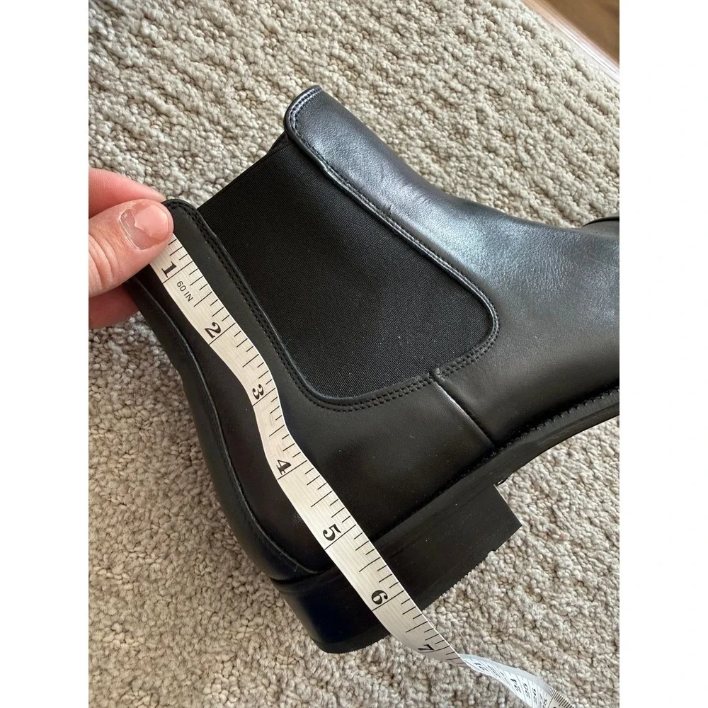 Ten Points SWEDEN Chelsea Boots Women 9 Black Leather Cap Toe Ankle